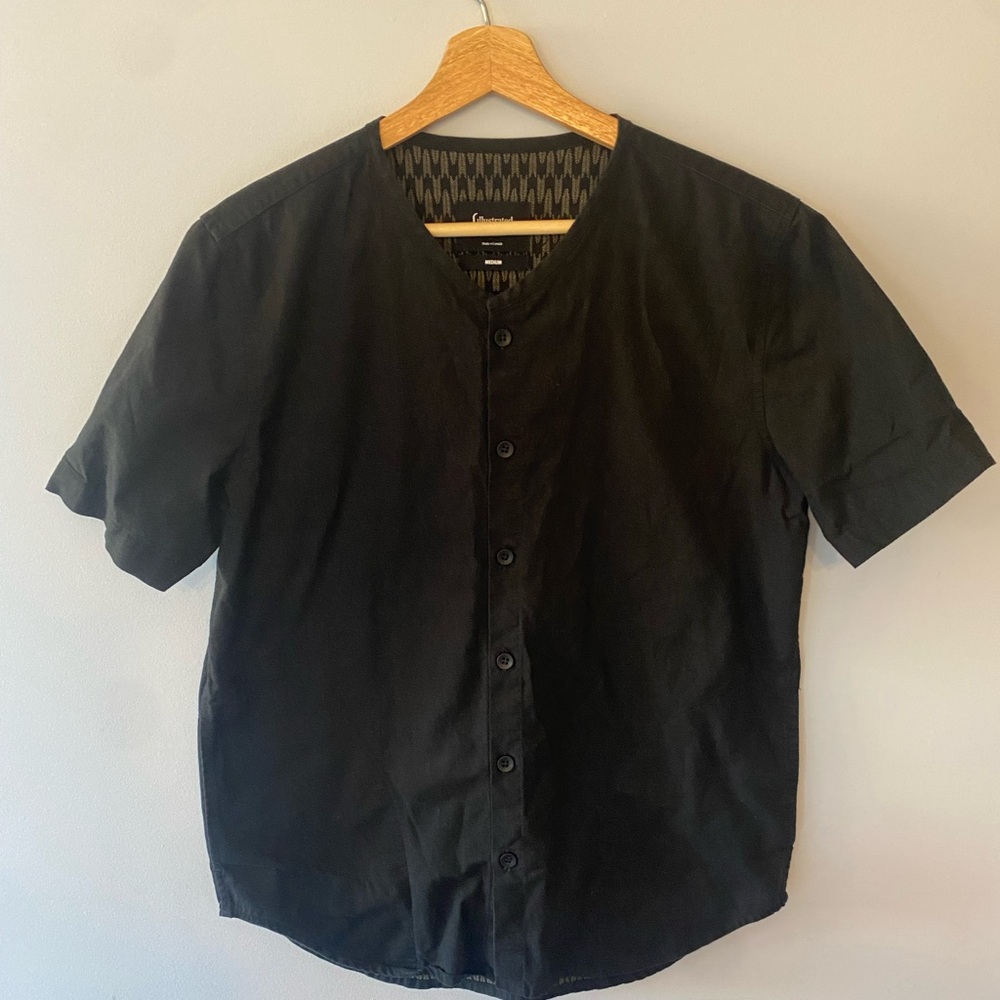 Illustrated Example button up